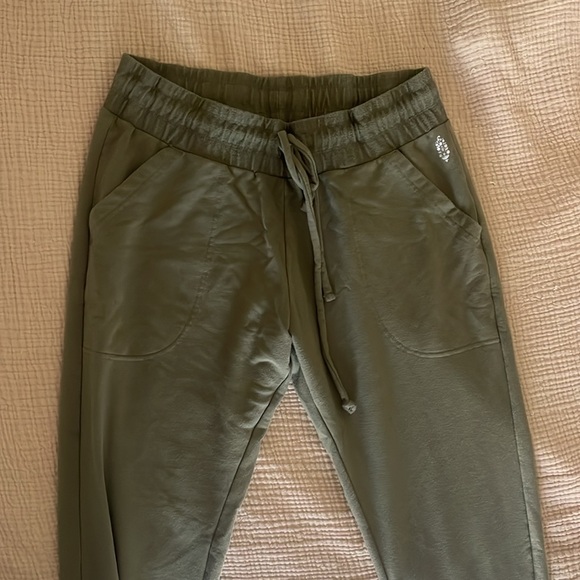 Free People Sweatpants - Picture 1 of 3